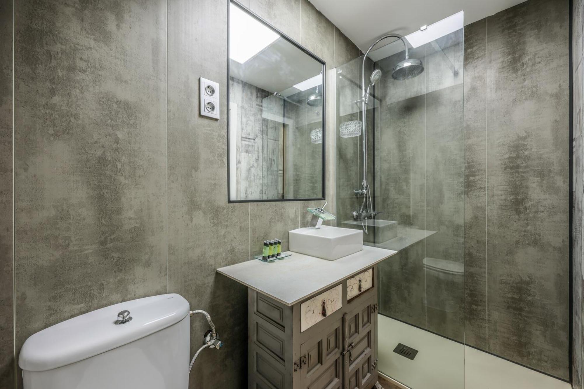 Ferienwohnung Algaba 28 Estudio San Isidro-Oporto-Vistalege Madrid Exterior foto